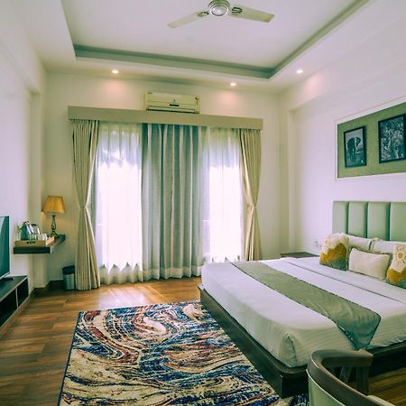 Corbett Tusker Trail Hotel Kashipur Exterior photo